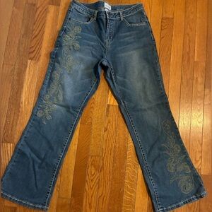 Style Midnight Velvet Size 12 Intricate Decal Jeans